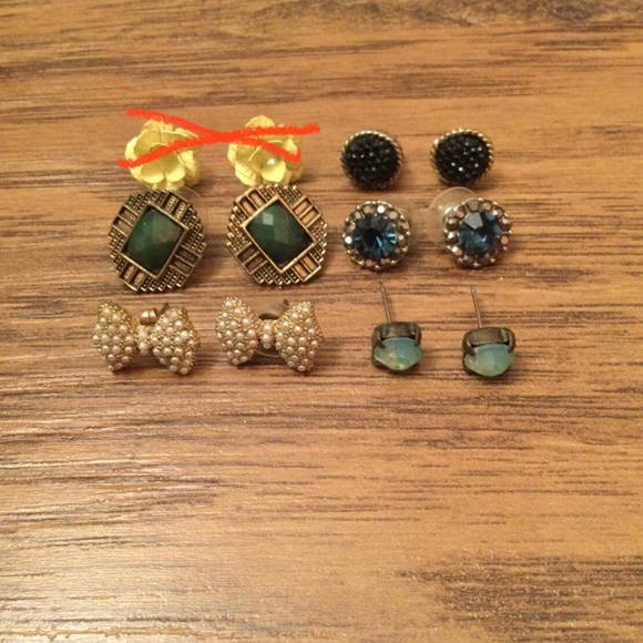 Earring Bundle - Picture 1 of 1